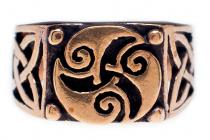 WINDALF Siegelring TRISANA 10 mm Keltische Triskele Bronze WINDALF Siegelring TRISANA 10 mm Keltische Triskele Bronze - Windalf.de