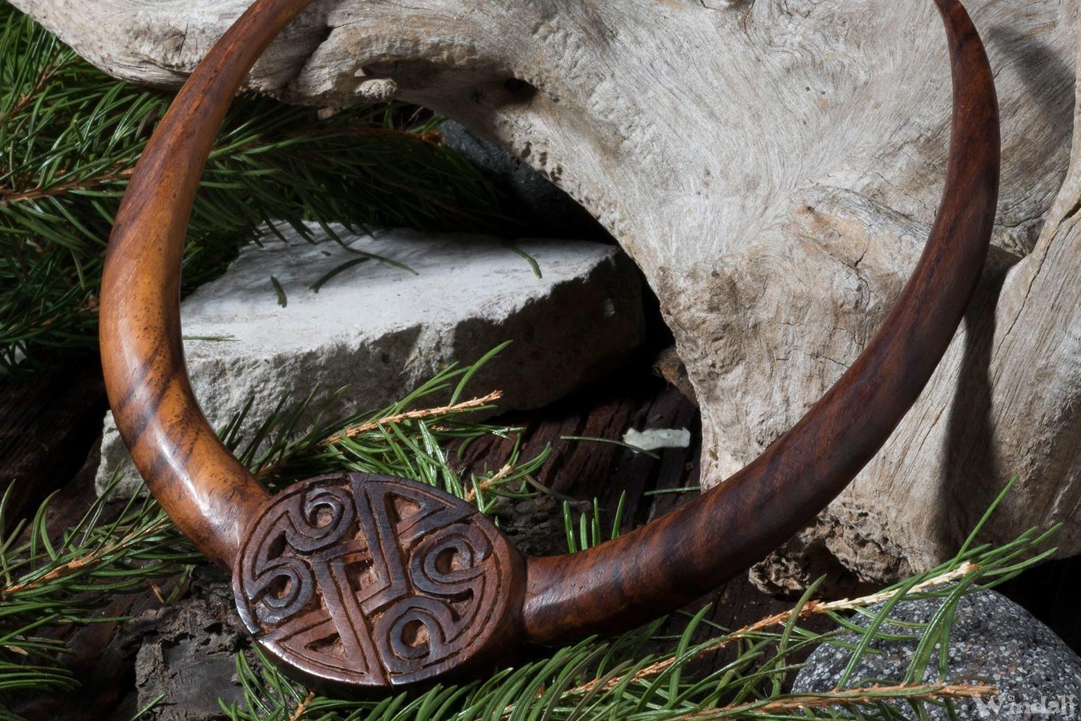 Celtic Wandornament TRISKELE 19 cm Keltische Triskele Celtic Art Handarbeit Holz - Celtic Holz Wand Deko Celtic Wandornament TRISKELE 19 cm Keltische Triskele Celtic Art Handarbeit Holz - Celtic Holz Wand Deko