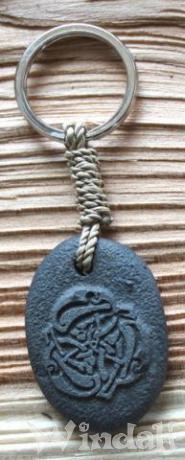 WINDALF Schlüsselanhänger CUCA keltische Hunde grauer Stein - Windalf.de