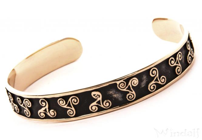 WINDALF Keltischer Armreif LAGERTHA Ø 6 cm Bohemia Armschmuck mit Triskelen Bronze WINDALF Keltischer Armreif LAGERTHA Ø 6 cm Bohemia Armschmuck mit Triskelen Bronze - Windalf.de