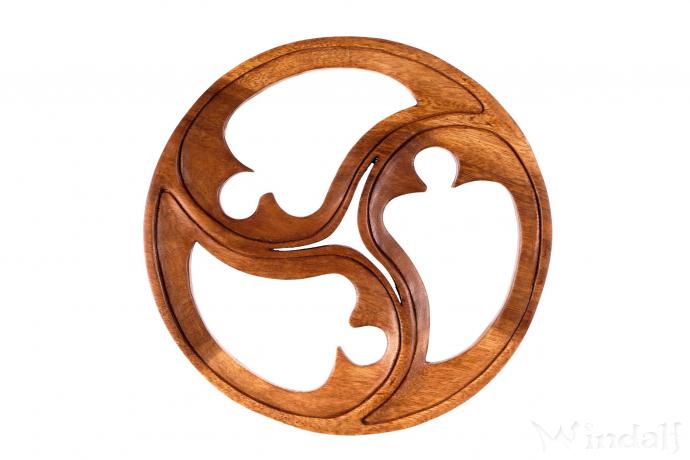 WINDALF Wandbild NEDHA Ø 27 Celtic Triskele Glückssymbol Handarbeit Holz - Windalf.de